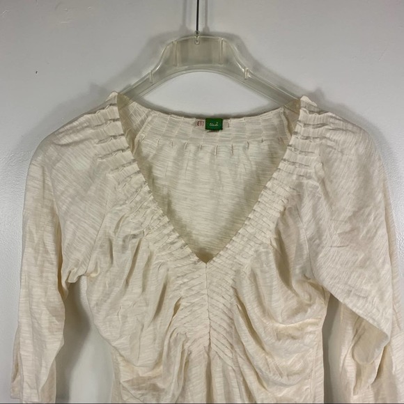 Ett Twa Ivory Pleated Top Medium - Picture 3 of 6